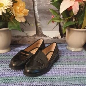 Me Too Glossy Black Women's Loafers